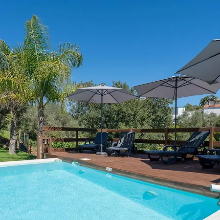 Spacious & Artistic House With Pool By Hostwise Moncarapacho